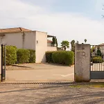 Chez Lena