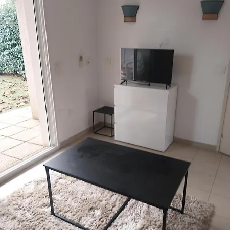 Chez Lena Apartman *